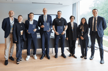 During the Diia in Zurich Summit, Deputy Prime Minister of Ukraine for Innovation, Education, Science and Technology — Minister of Digital Transformation, Mykhailo Fedorov, and the Managing Director of the World Economic Forum Mirek Dušek signed a Memorandum on the opening GGTC Kyiv During the Diia in Zurich Summit, Deputy Prime Minister of Ukraine for Innovation, Education, Science and Technology — Minister of Digital Transformation, Mykhailo Fedorov, and the Managing Director of the World Economic Forum Mirek Dušek signed a Memorandum on the opening GGTC Kyiv